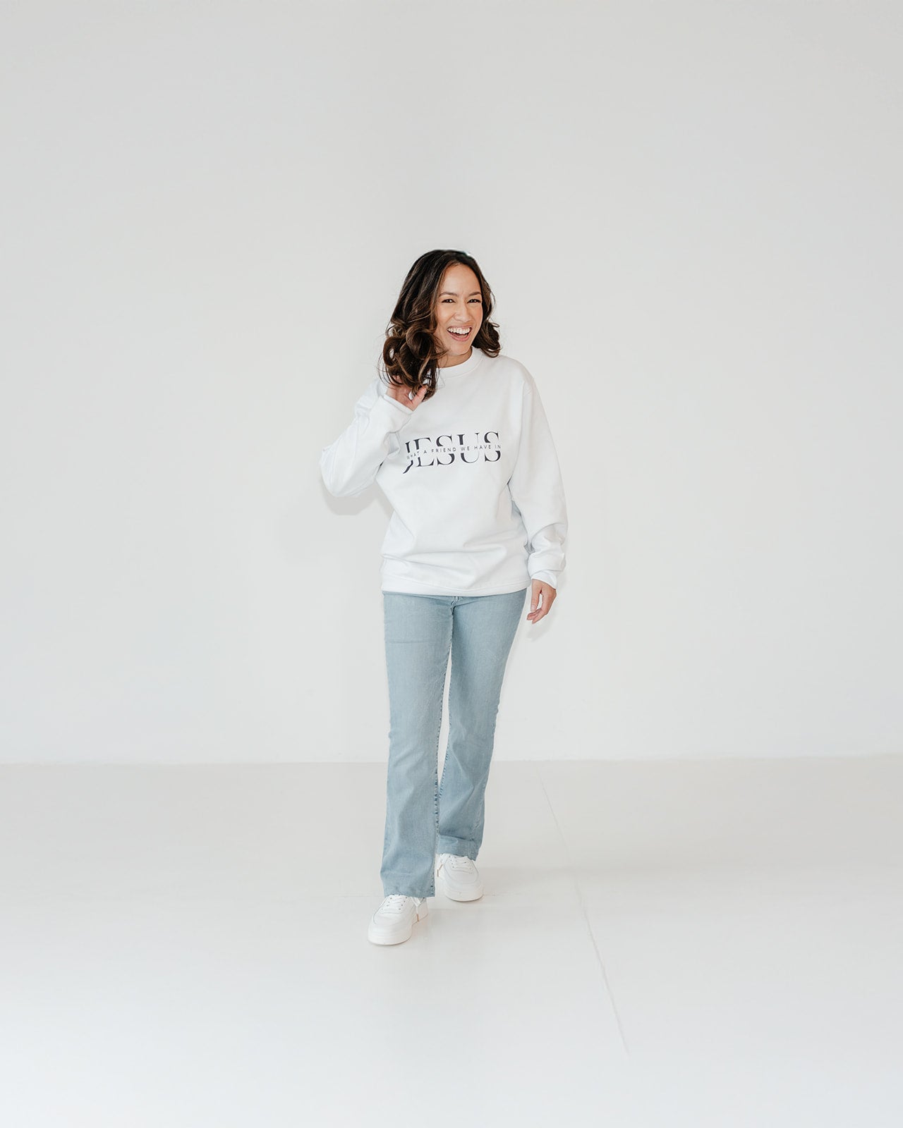 What a friend we have in Jesus Unisex eco sweatshirt White
